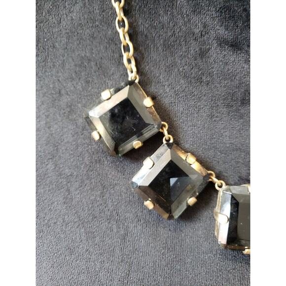 Women J Crew Black Faceted Glass Necklace Gold Tone Foldover Clasp - Picture 4 of 5
